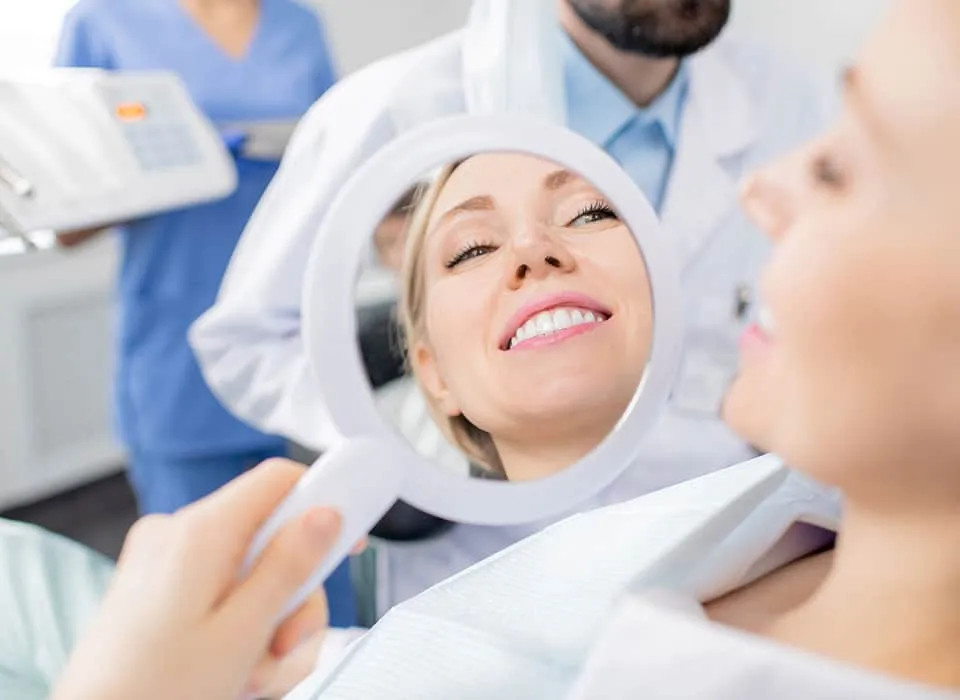 Make over your smile with cosmetic dentures